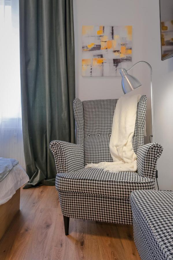 Apartamento Cosy And Stylish Studio Next To Sofia'S Central Market Hall Exterior foto