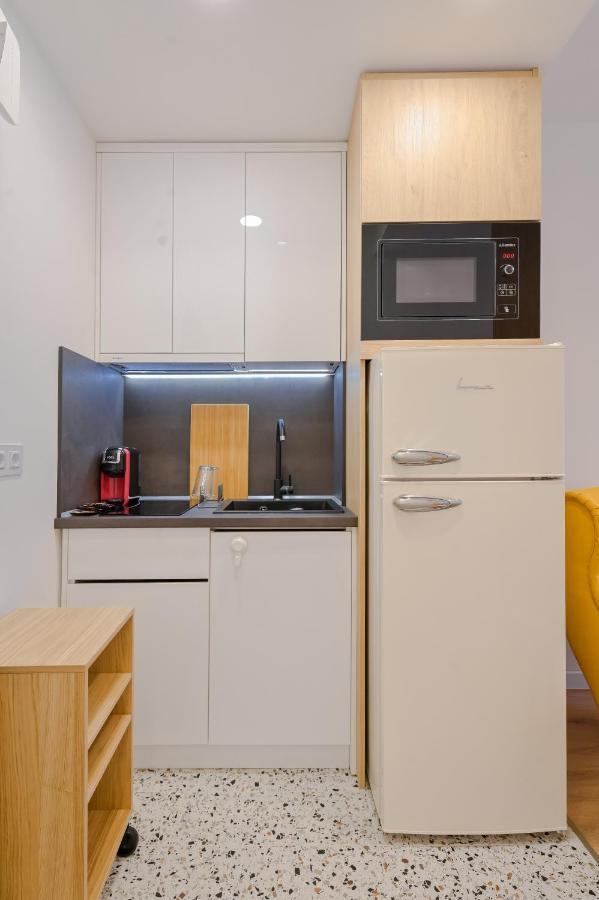 Apartamento Cosy And Stylish Studio Next To Sofia'S Central Market Hall Exterior foto
